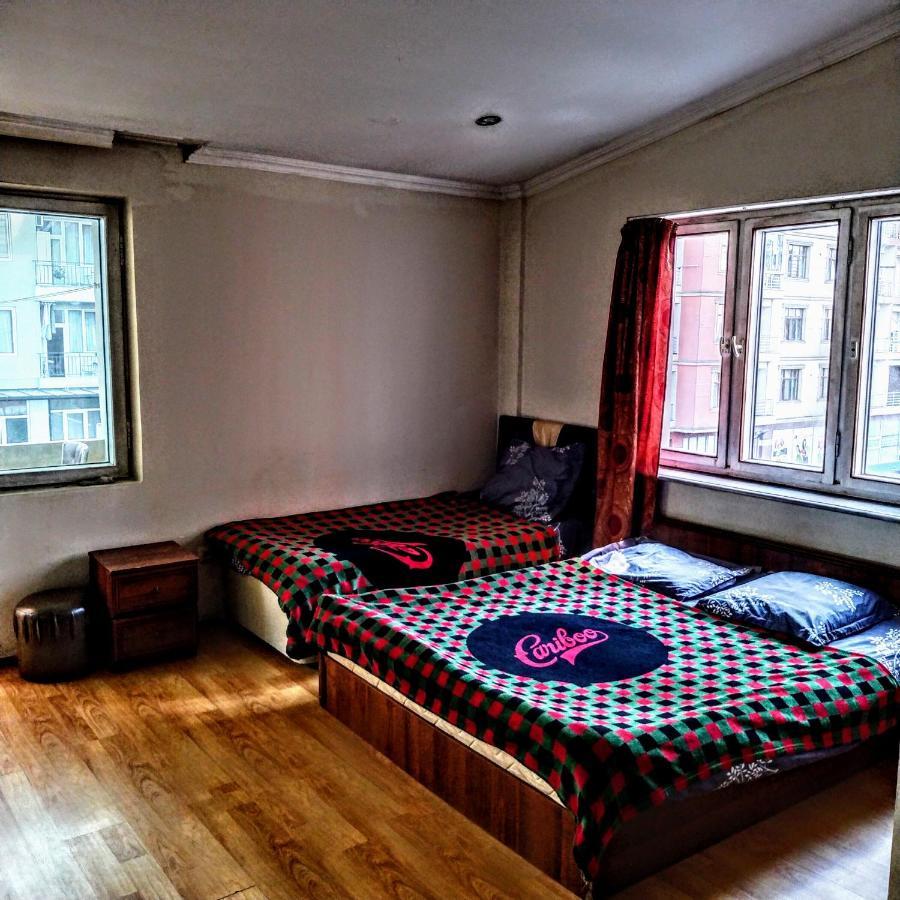 Masala Hostel Batumi Luaran gambar