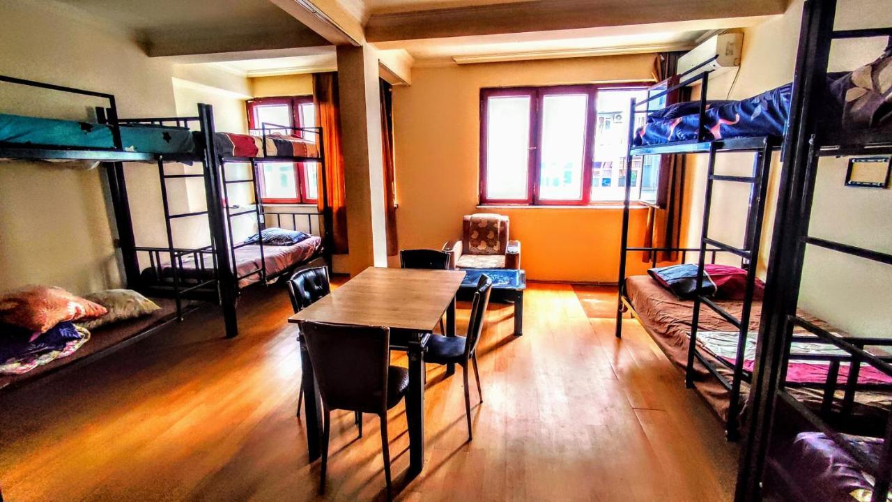 Masala Hostel Batumi Luaran gambar