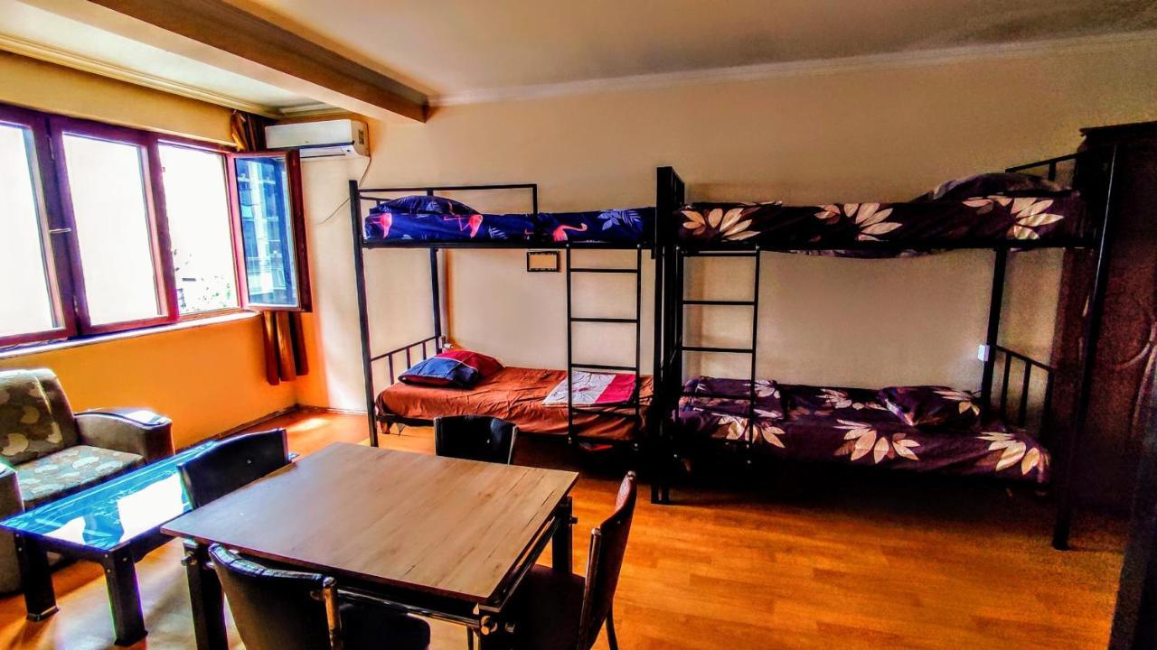 Masala Hostel Batumi Luaran gambar